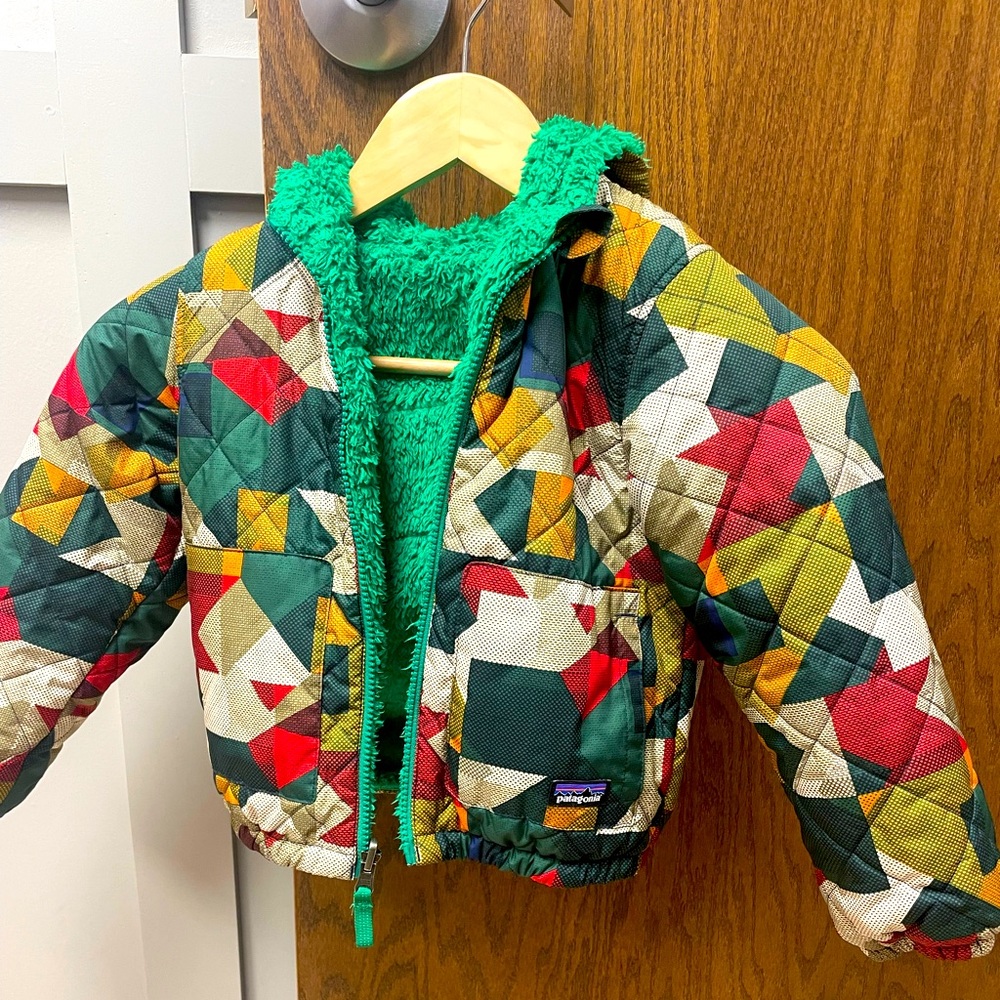 4t Boys Patagonia Coat (reversible;green multi color)